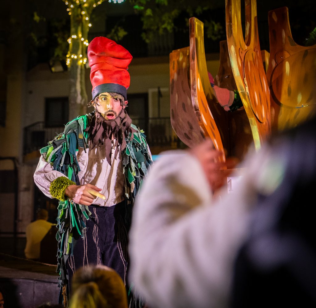 Cinc Cèntims Teatre - Espectacles sobre les tradicions, cultura popular i la mitologia catalana a un públic familiar.