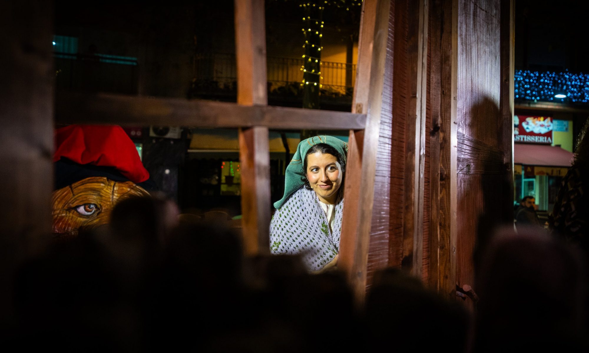 Cinc Cèntims Teatre - Espectacles sobre les tradicions, cultura popular i la mitologia catalana a un públic familiar.